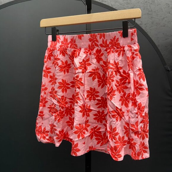 Mi Ami Pink Red Floral Mini Skirt - Picture 5 of 5